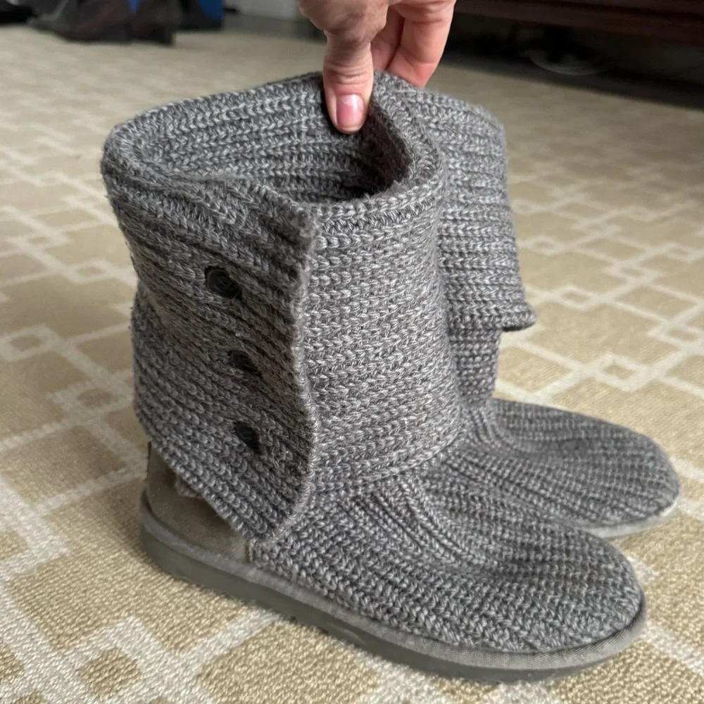 UGG Classic Tall Cardy Knit Sweater Boots Gray Cozy Winter Boho Boot Size 7